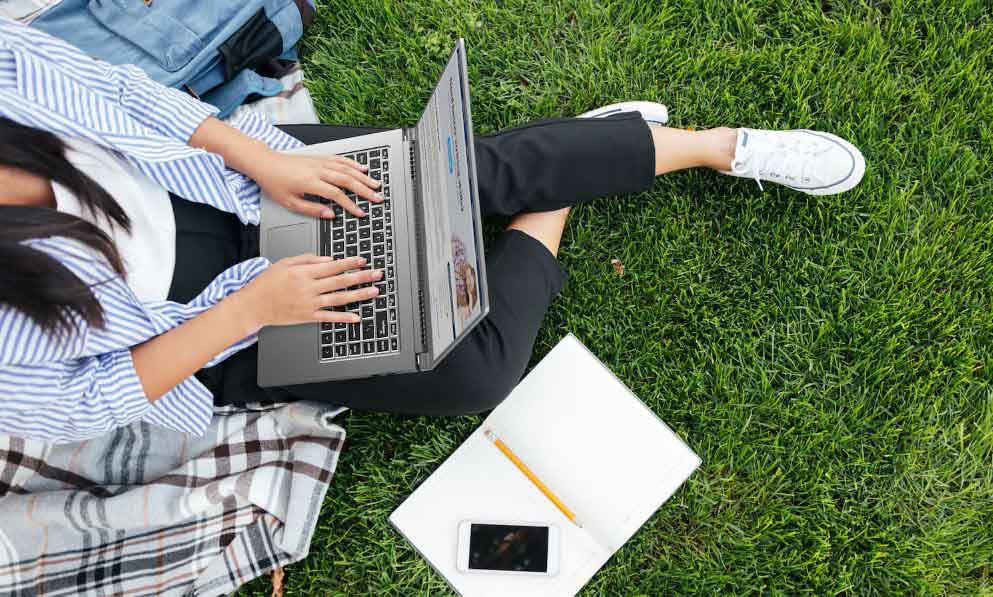 لپ تاپ گیمینگ ام اس ای مدل Modern 15 A11MU/i7 Dark Gray لپ تاپ گیمینگ ام اس ای مدل Modern 15 A11MU/i7 Dark Gray