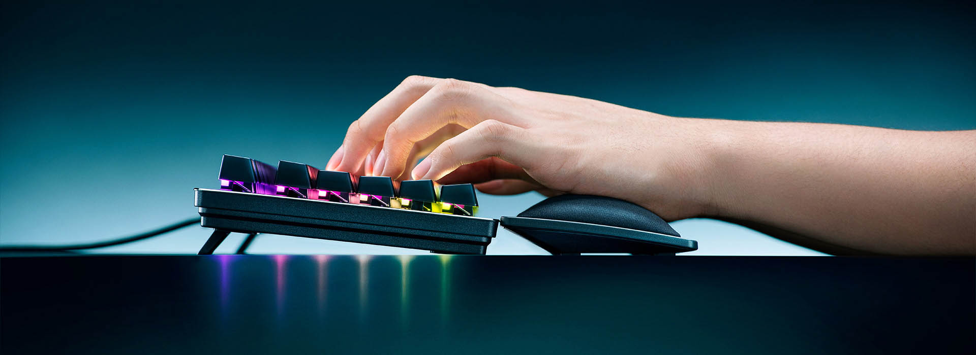 پد کیبورد ریزر مدل Razer Ergonomic Wrist Rest for Tenkeyless Keyboards